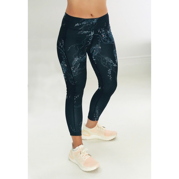 Sweaty Betty Reversible Floral Print 